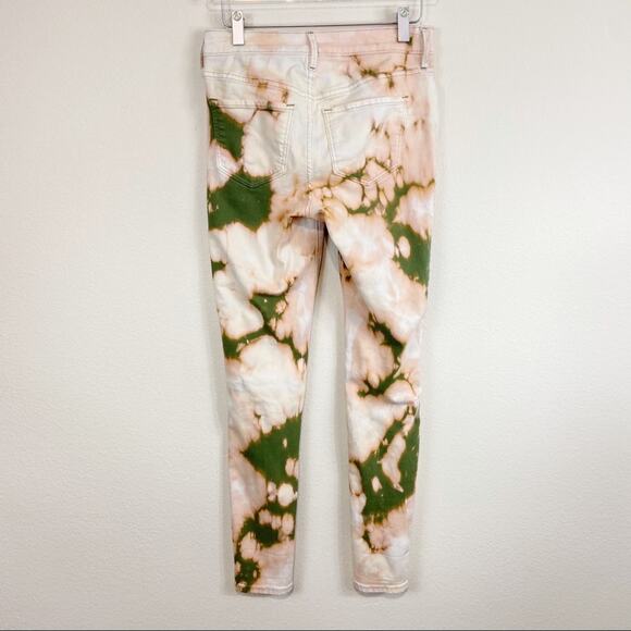 Old Navy Custom Bleached Rockstar Skinny Jeans - Picture 4 of 9